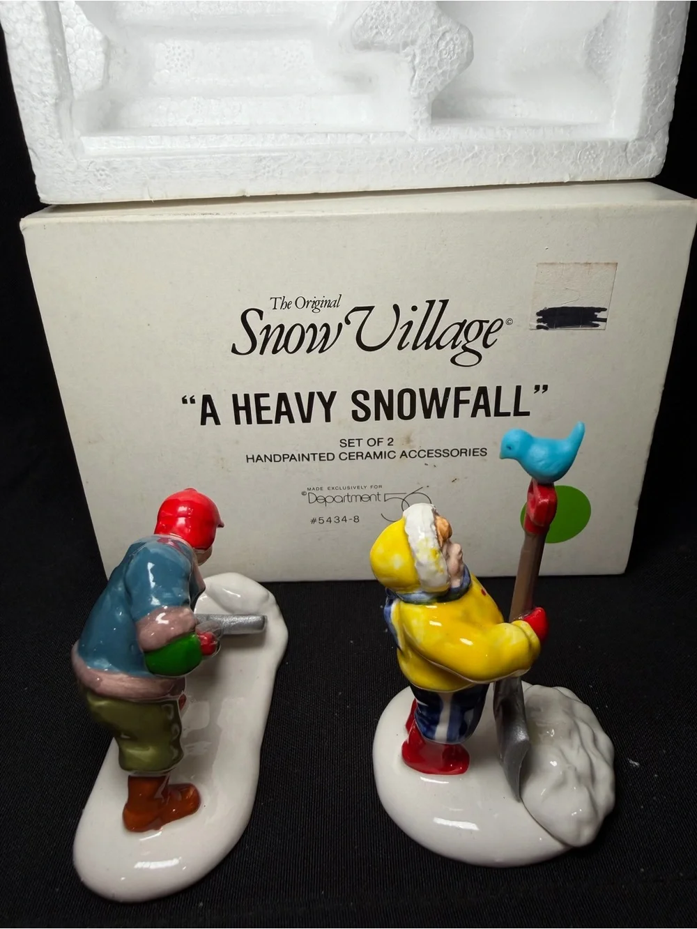 Dept 56 Snow Village A Heavy Snowfall #5434-8 Set of 2 Accessory